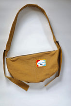 Load image into Gallery viewer, Seabag Crescent Bag