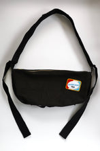 Load image into Gallery viewer, Seabag Crescent Bag