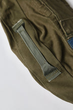 Load image into Gallery viewer, Seabag Crescent Bag